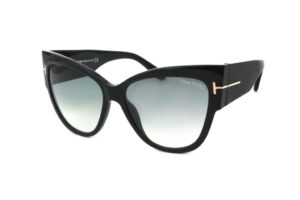 TOM-FORD-Anoushka-371-01B-1024x683-1